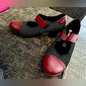 Ladies Remonte Chunky Heel Shoes